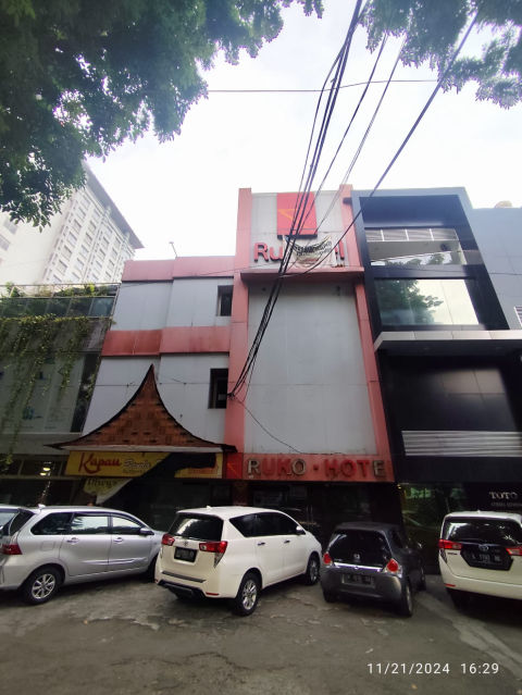 Disewa Bangunan Komersial Jalan Gubernur Suryo