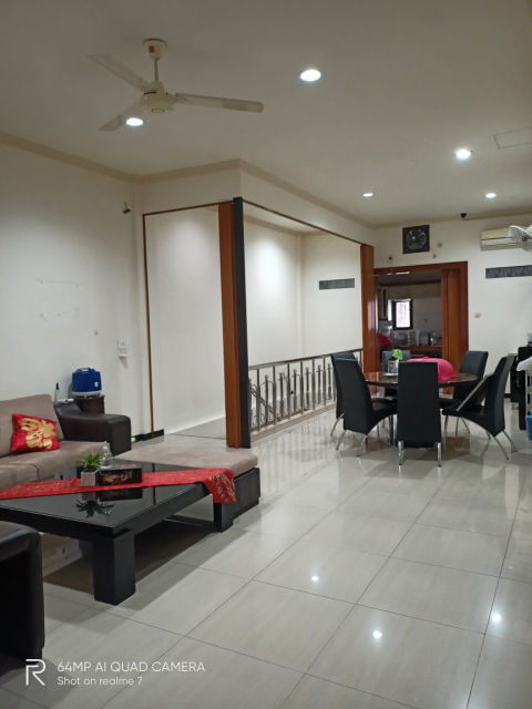 Dijual Rumah dan Kantor Raya Kenjeran