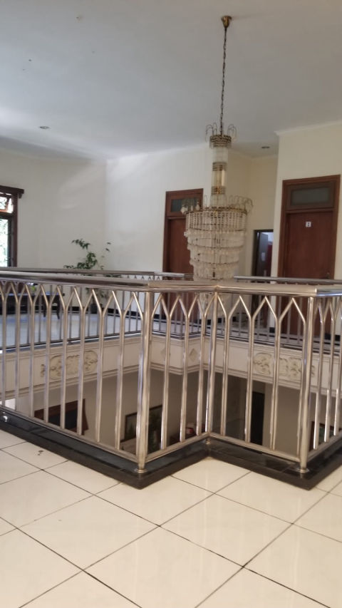 Disewa Rumah Kos Semolowaru Elok
