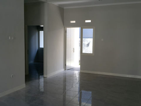 Dijual Rumah Puri Surya Jaya Valencia Terrace