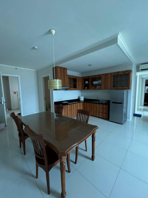 Disewa Apartemen Ciputra World Tower Vue