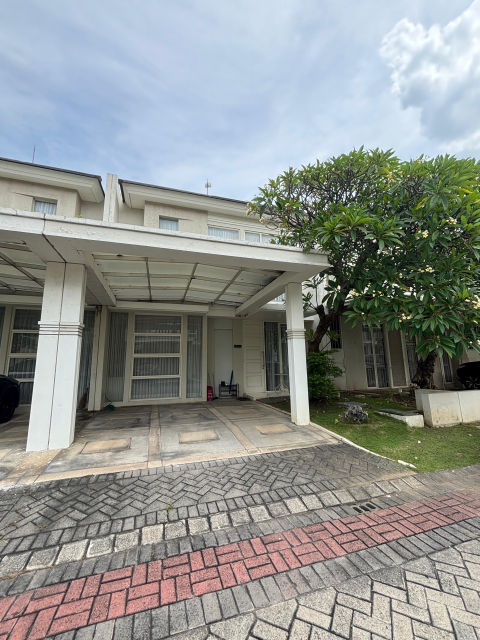 Dijual Rumah Grand Pakuwon Cluster South Victoria