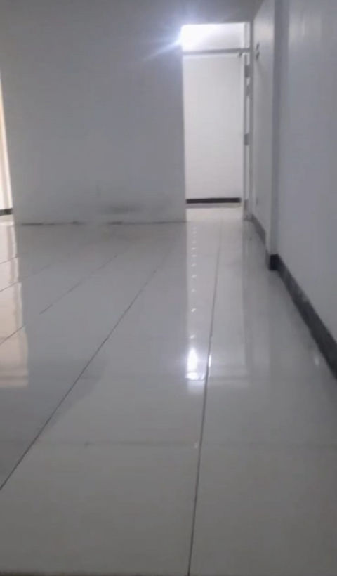 Disewa Ruko Komersial Este Square