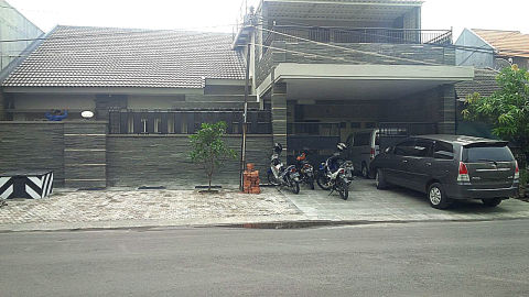 Dijual Rumah Kutisari Indah