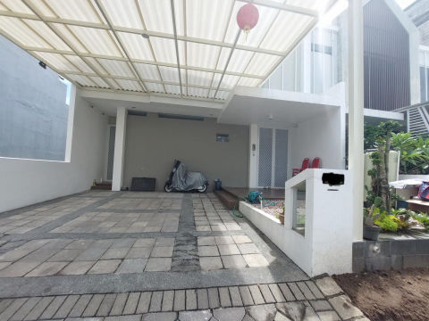 Dijual Rumah Royal Residence