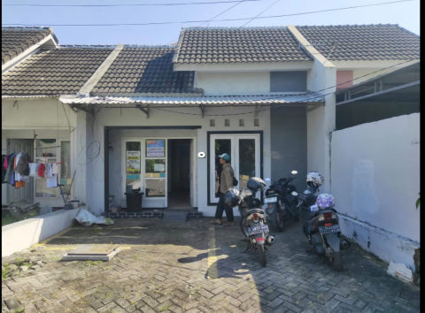 Dijual Rumah Puri Gunung Anyar Regency