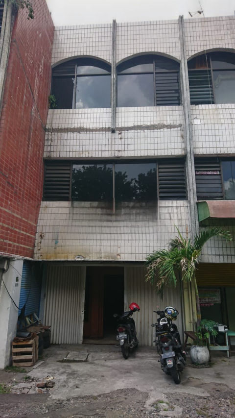 Dijual / Disewa Ruko Komersial Jalan Ambengan