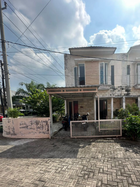 Dijual Rumah De Naila Residence