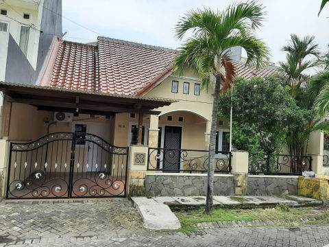 Dijual Rumah Babatan Pratama