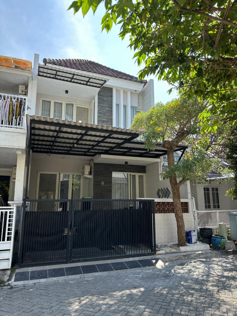 Dijual Rumah Pakuwon City Cluster Taman Mutiara