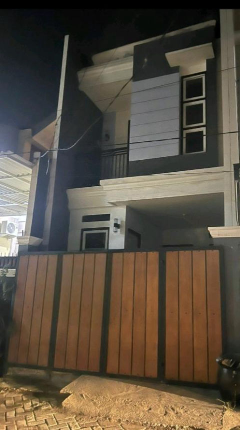 Dijual Rumah Baru Gress Jalan Libra Karang Empat Tambaksari
