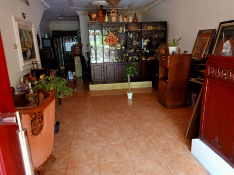 Dijual Rumah Nginden Intan Barat