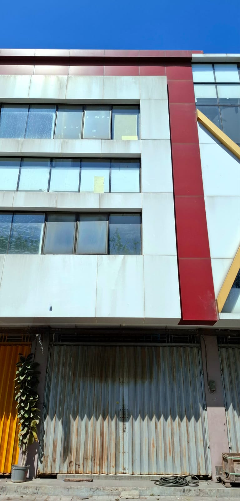 Dijual Ruko Komersial Semut Square