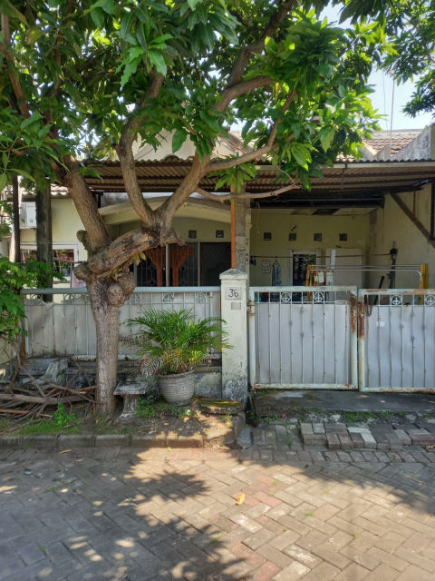 Dijual Rumah Wiguna Timur