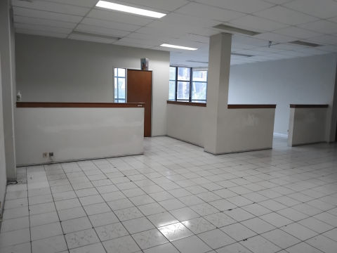Disewa Bangunan Komersial Raya Kayoon