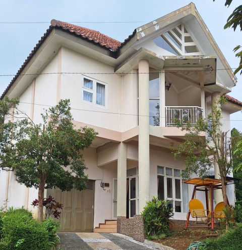Dijual Villa Grand Trawas