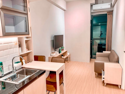 Disewa Apartemen UC Tower Denver