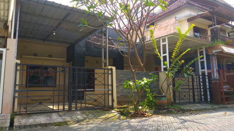 Dijual Rumah Griya Babatan Mukti