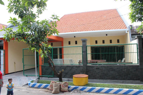 Dijual / Disewa Rumah Bratang Binangun