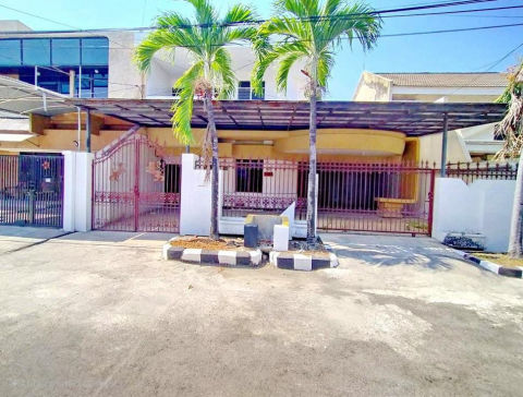 Dijual Rumah Manyar Kertoarjo