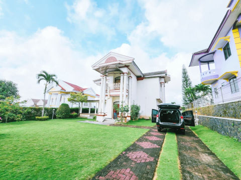 Dijual Villa Puncak Trawas