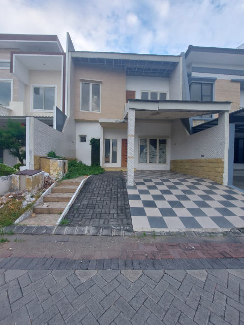 Dijual Rumah Pakuwon City Cluster Imperial Beach