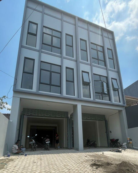 Disewa Ruko Komersial Jalan Pucang Anom