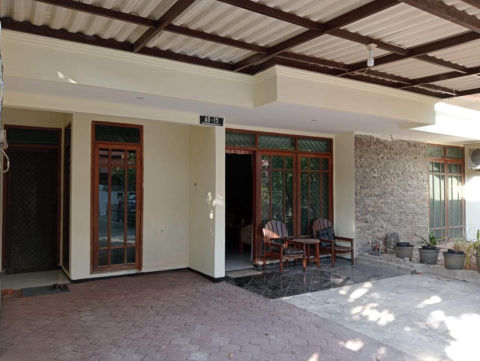 Dijual Rumah Jalan Ketintang