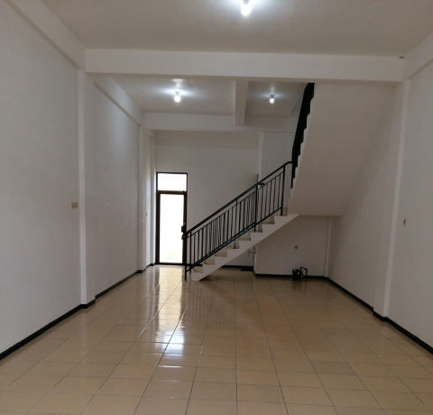 Dijual Ruko Komersial Menganti