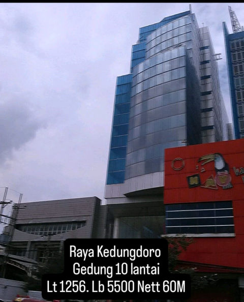 Dijual / Disewa Komersial Gedung Raya Kedungdoro