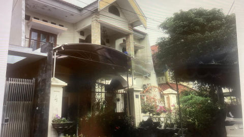 Dijual Rumah Jalan Ketintang
