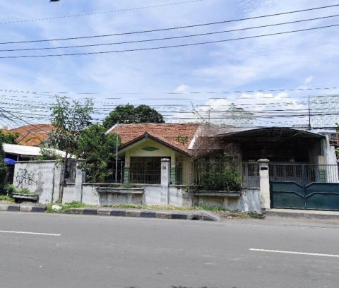 Dijual Rumah Komersial Jalan Raya IR Soekarno Merr