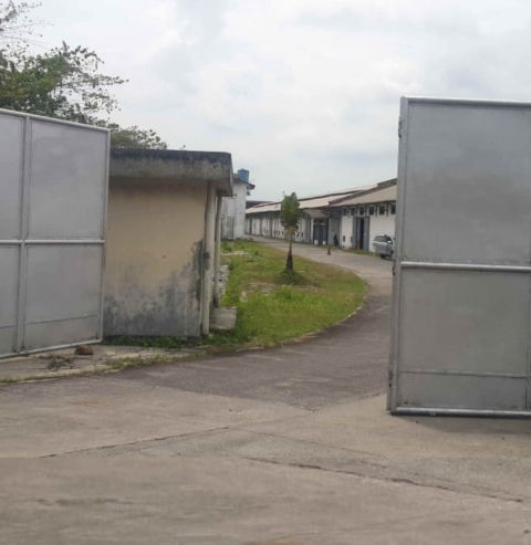 Dijual Bangunan Komersial Hitung Tanah Jalan H. Nasution, Bandung