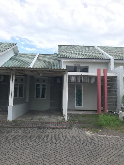 Dijual Rumah Sukolilo Dian Regency