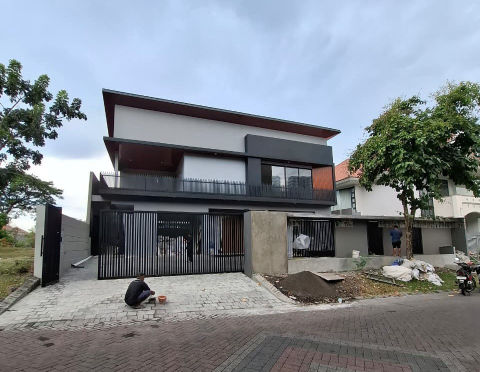 Disewa Rumah Graha Family