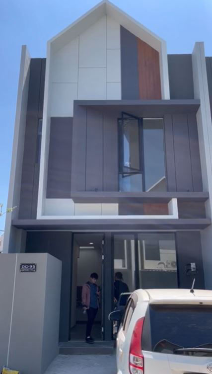 Dijual / Disewa Rumah Grand Eastern DC