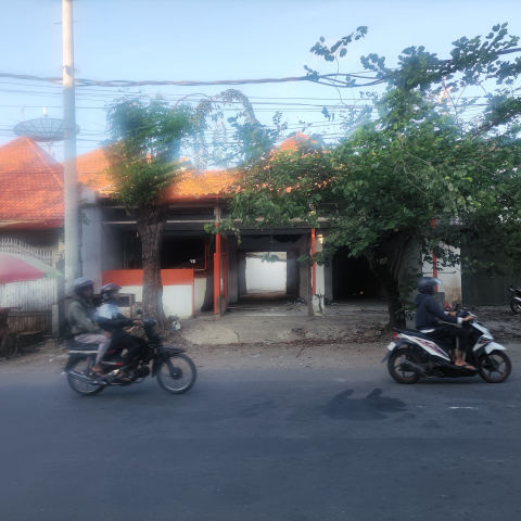 Disewa Rumah Raya Tambaksari