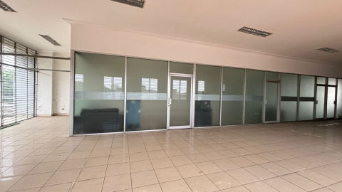 Dijual Bangunan Komersial Jalan Kertajaya