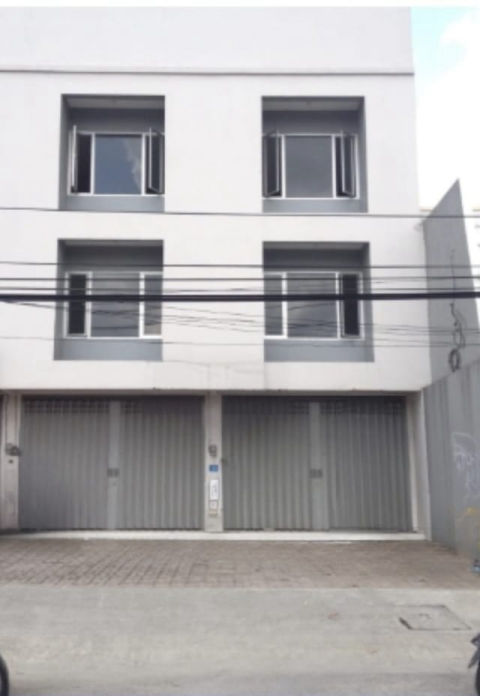 Dijual Ruko Komersial Jalan Raya Wiyung