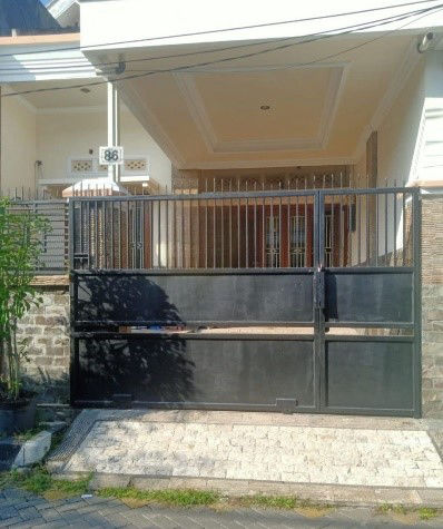 Disewa Rumah Simpang Darmo Permai Selatan