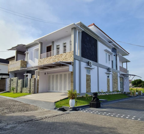 Dijual Rumah Mendut Regency Banyuwangi