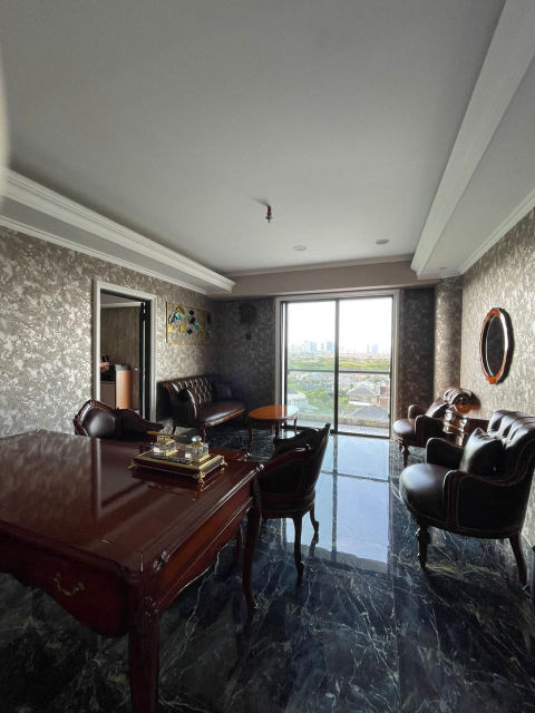 Dijual Office Tower The Royal 55