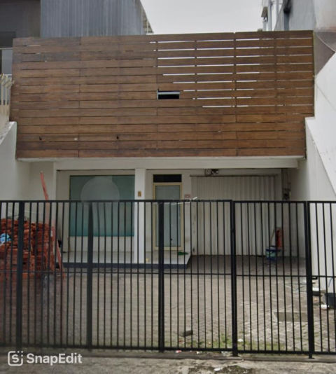 Dijual Rumah Jalan Kaca Piring