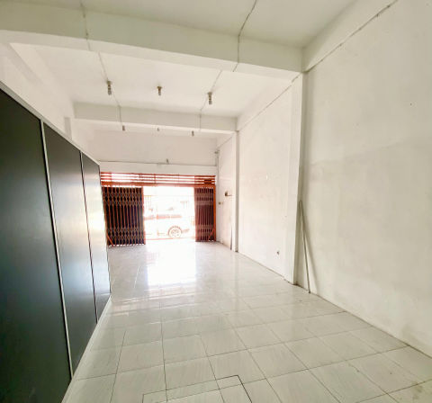 Disewa Tempat Usaha Komersial Jalan Lontar