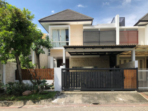 Dijual Rumah Graha Family Blok XA