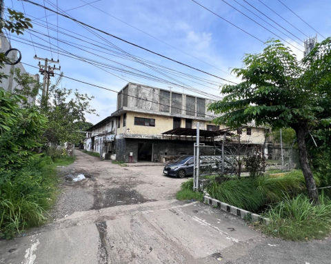 Dijual Komersial Jalan Brigjend Katamso