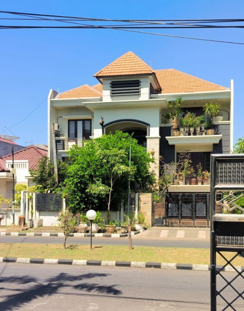 Dijual Rumah Raya Sutorejo Prima