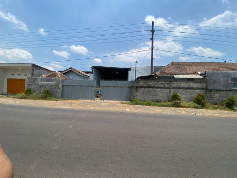 Dijual Gudang Jalan Sengon Pasuruan