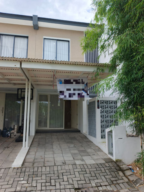 Dijual Rumah Royal Residence Cluster Oakwood