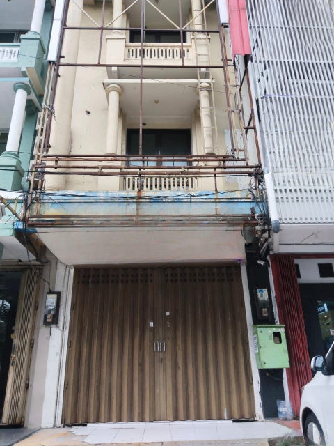 Dijual / Disewa Ruko Komersial Raya Diponegoro